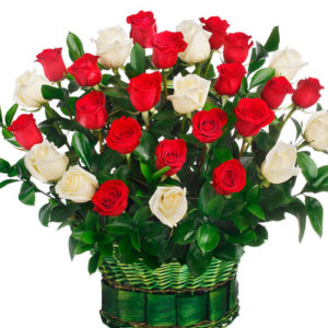 Траурная корзина «Красная и белая роза»